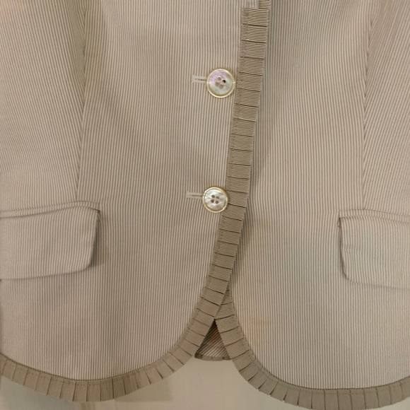 Alexander McQueen Blazer & Cropped Pants - Picture 2 of 16